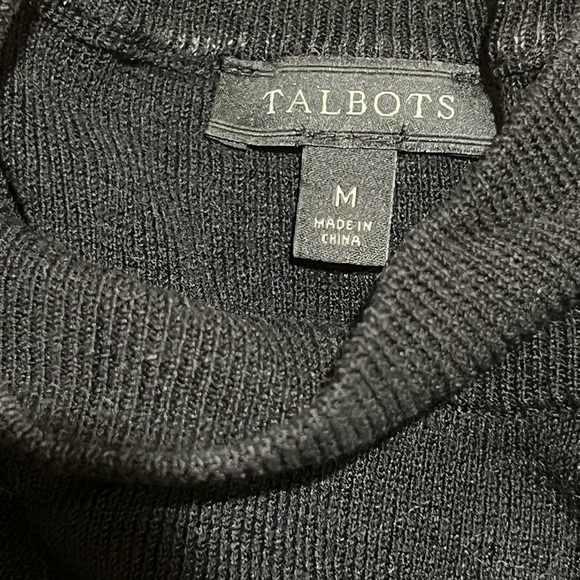 🧡 5 for $25 🧡 Talbots top - Picture 2 of 3